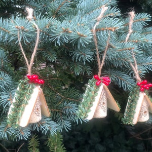 Wine cork birdhouse ornaments, wine corks, bird houses, rustic Christmas image 2