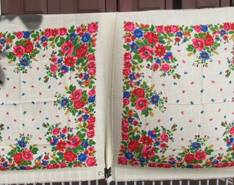 Vintage Ukrainian Wool Shawl, Floral Folk Kerchief, 38"