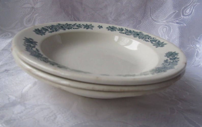 Budi porcelain retro dinner plate cottage decor dish old dishes soviet tableware Set of 3 vintage ceramic dishes rustic vintage plate