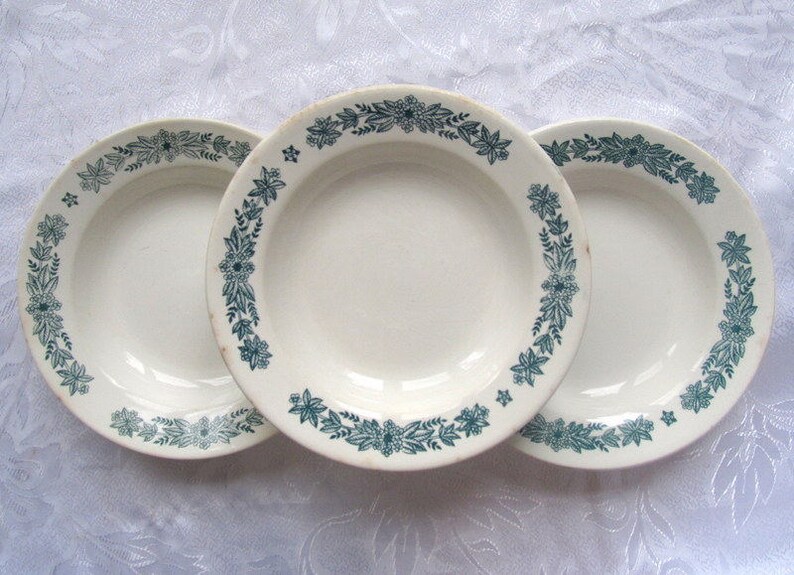 Budi porcelain retro dinner plate cottage decor dish old dishes soviet tableware Set of 3 vintage ceramic dishes rustic vintage plate