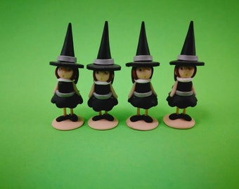 Mini witch subjects