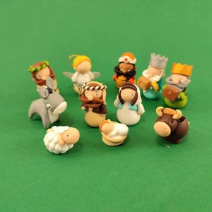 Minis sujets de crèche