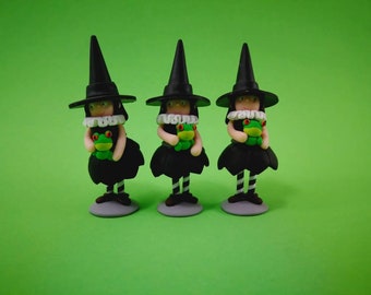 Box of 3 witch subjects