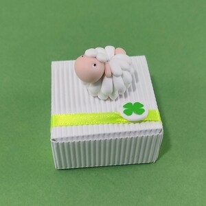 Sheep favor boxes image 5