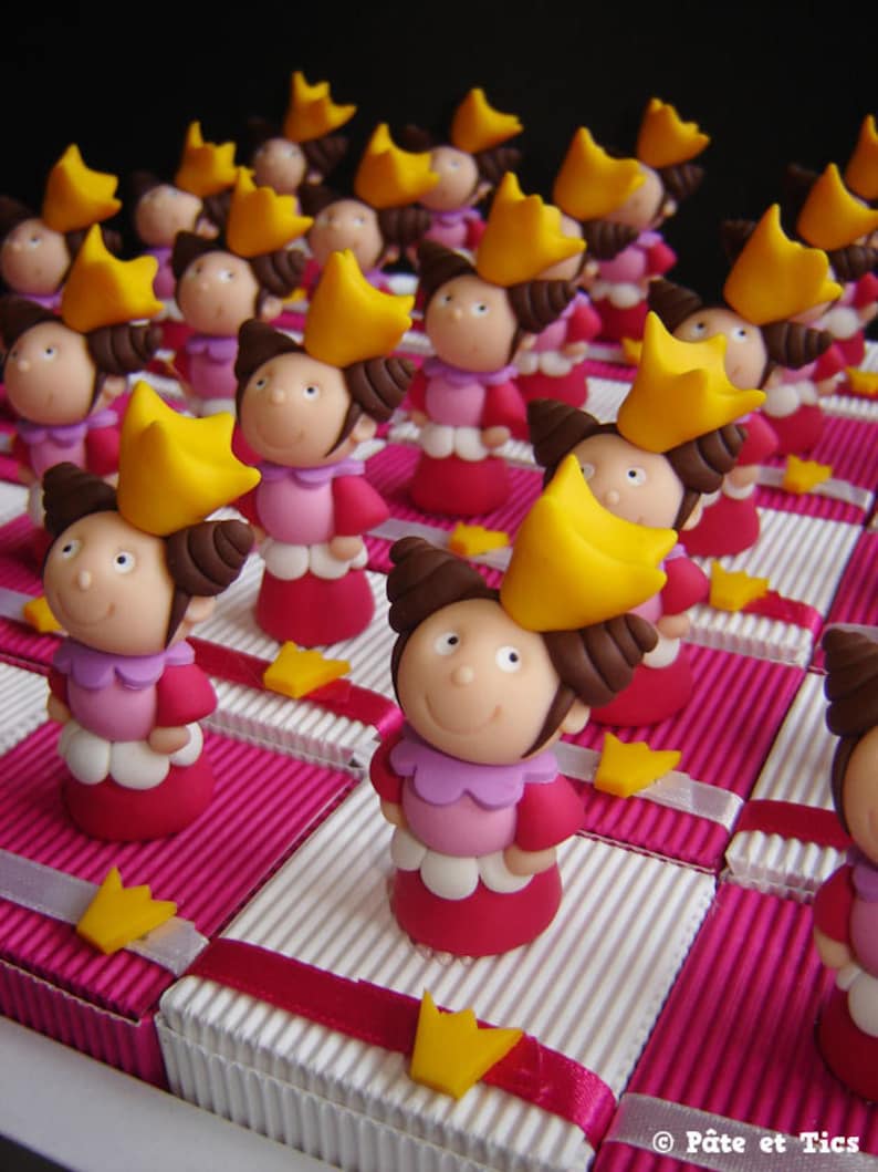 Dragees boxes tales little princesses theme