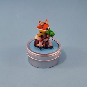 Fox Aviator Tooth Box