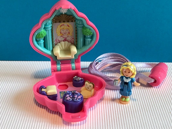 vintage polly pocket locket