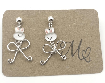 Skzoo Inspired Bow Earrings | Stray Kids | Resin Charms | Hand-Wrapped Wire Bows | Kpop Stud Earrings | Handmade Kpop Jewellery for STAY