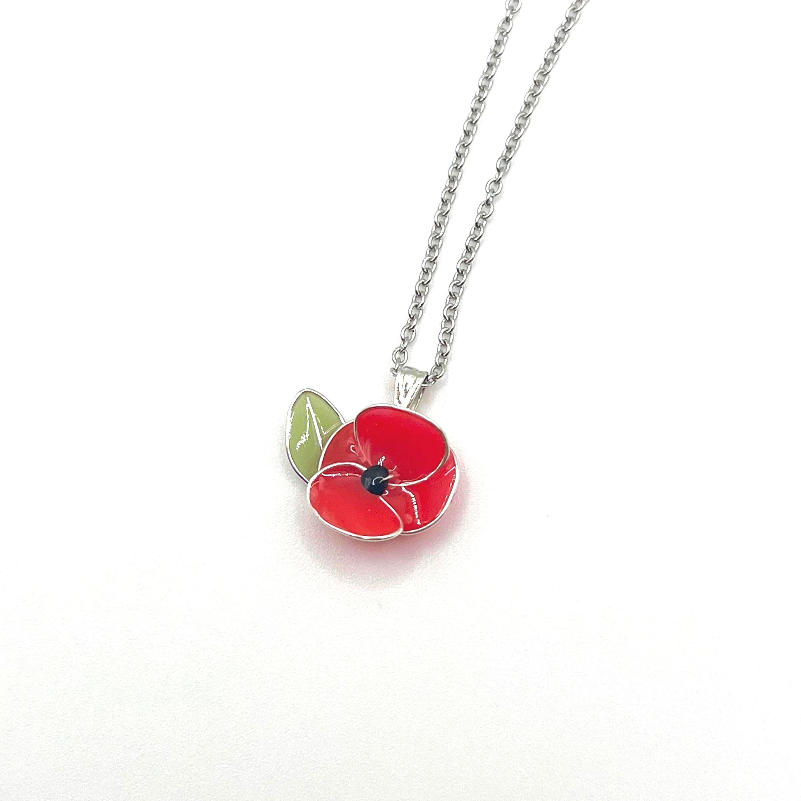 ポピーネックレス｜シルバー｜赤い花｜ハンドメイド｜繊細なペンダント