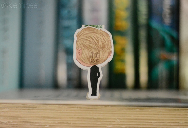 Aaron Warner Shatter Me series magnetic bookmark image 2