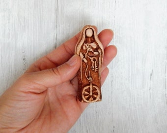 Frigg statue Norse Goddess Frigg mini figurine maybe for your Travel Altar / statue Clay / handmade