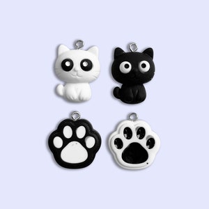 2 stuks 4 of 10 stuks zwart-wit kattenpootbedels - kattenmoeder - Lucky Cat-bedel - dierenbedel - Crazy Cat Lady - lapjeskat - miauwbedel - kattenbedel - huisdierbedel