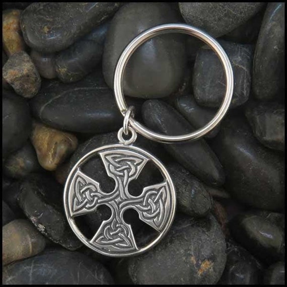 Medallion Cross Key Ring in Sterling Silver