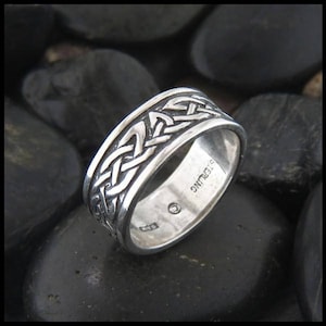 Celtic Lorn Ring in Sterling Silver, Celtic Knotwork Band in Silver
