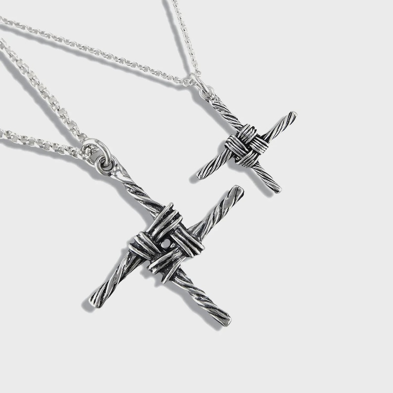 Cruz de Santa Brígida en plata de ley, 2 tamaños disponibles imagen 2