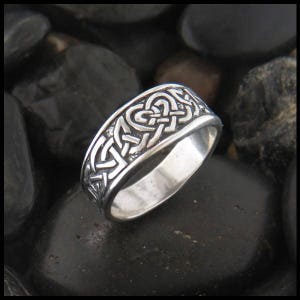 Celtic Heart Knot Ring, Silver Ceol Mo Chridhe - Music of My Heart Ring, Celtic Love Knot Ring