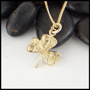 Simple Shamrock Gold Necklace