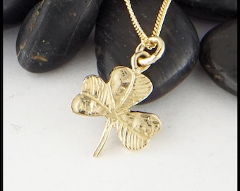Simple Shamrock Gold Necklace