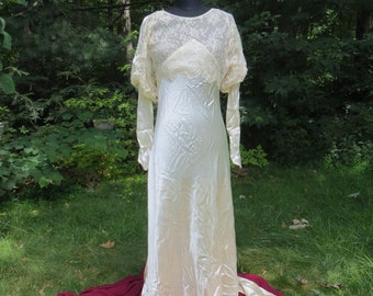 Liquid Satin Antique Wedding Gown Gorgeous Twenties - Thirties Lace Ecru White w Train sz 6 8 S Bride r Costume 20's 30's
