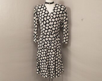 Noir et blanc des années 80 fait des années 40 robe Liz Claiborne vintage années 80 jupe midi ensemble Peplum taille manches longues graphique imprimé floral ApxSzSm6