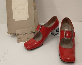 70's Christian Dior Souliers Red Shoes Silver Heel Square Toe Buckles Alto Trouville High Quality Designer Mad in France Vintage Seventies
