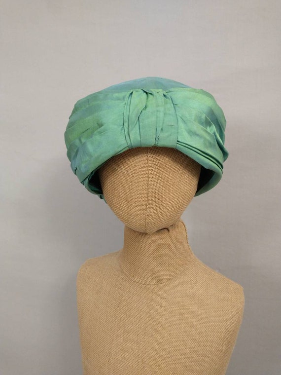 Shimmery Turban Hat Green Irridescent Vintage 50's