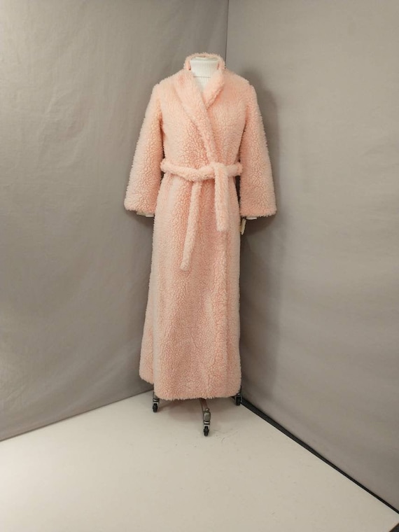 Deadstock Pink Fuzzy Long Robe Authentic Vintage 7