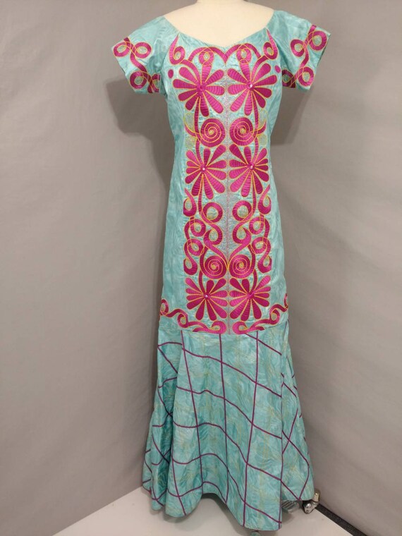 Custom Floral Dress Seventies Vintage OOAK  Handm… - image 2