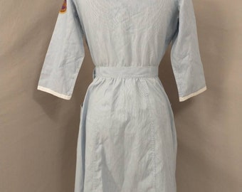 See how vintage nursing uniforms evolved from starched whites to comfy  scrubs - Click Americana