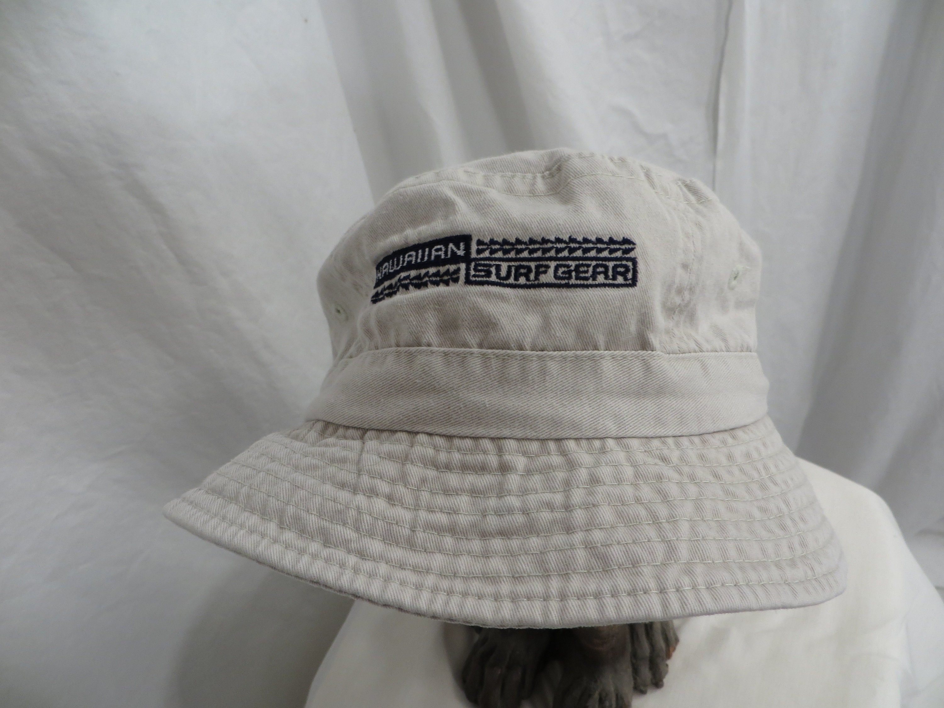 university of hawaii bucket hat