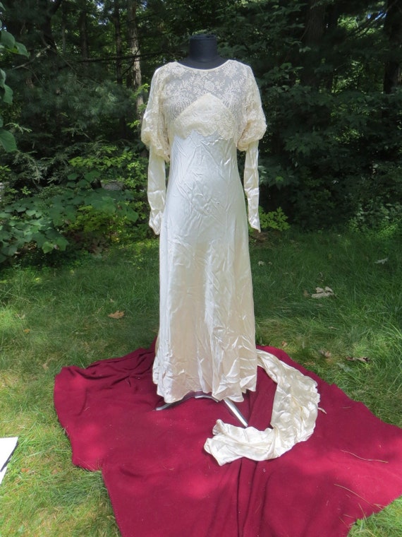 Liquid Satin Antique Wedding Gown Gorgeous Twentie
