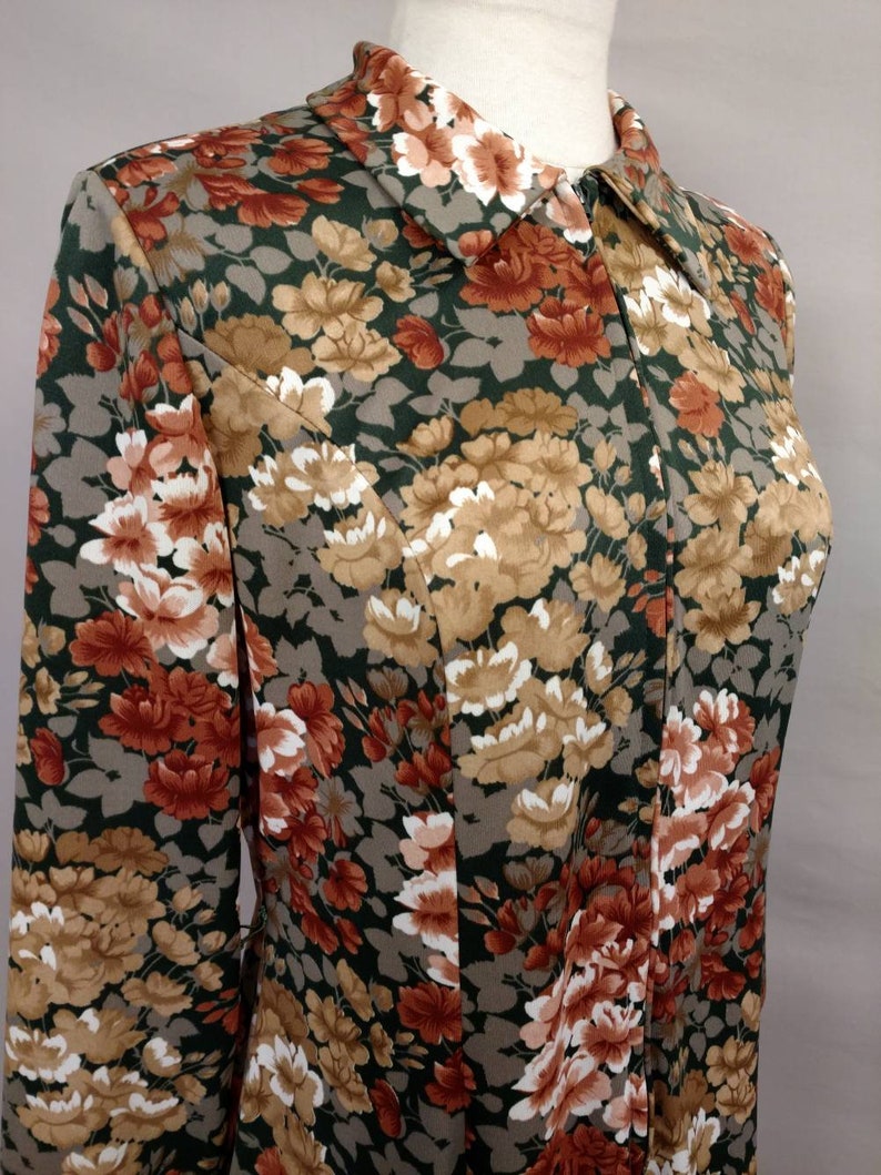 Authentic Vintage Sixties Floral Polyester Dress Small Short Midi Zipper front 1960/'s 60/'s Long Sleeve Modest or Zip Low Cut