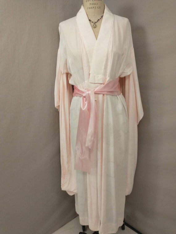 Vintage Pink Kimono Made and Bought in Japan Auth… - image 3