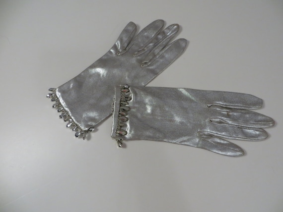 Vintage Silver Lame with Beads Gloves Soft Unusua… - image 1