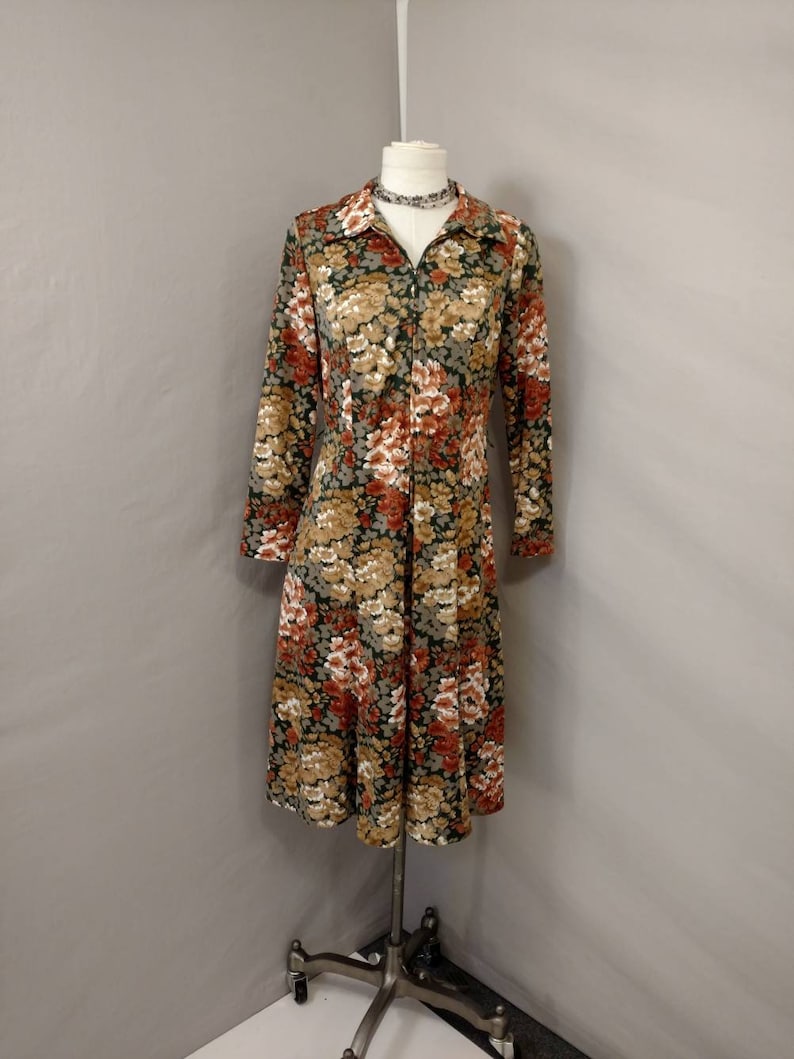 Authentic Vintage Sixties Floral Polyester Dress Small Short Midi Zipper front 1960/'s 60/'s Long Sleeve Modest or Zip Low Cut