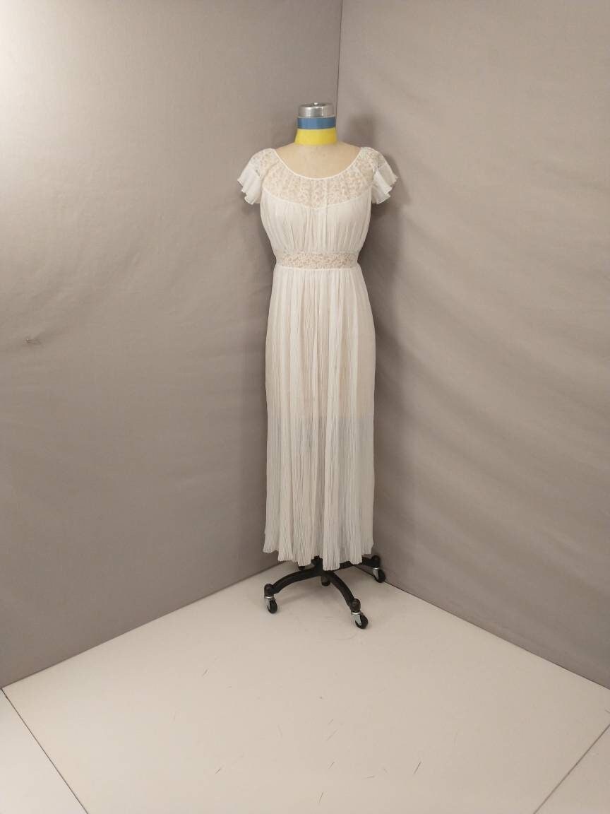 Goddess Romantic Feminine Vintage Nightgown Pleated Lightweight Sheer Nylon Floor Length 80's Made in USA Sleeveless Barbizon