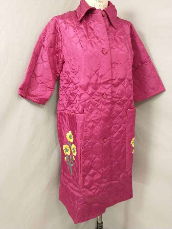 Deadstock Quilted Robe Bright Magenta Yellow Embr… - image 2