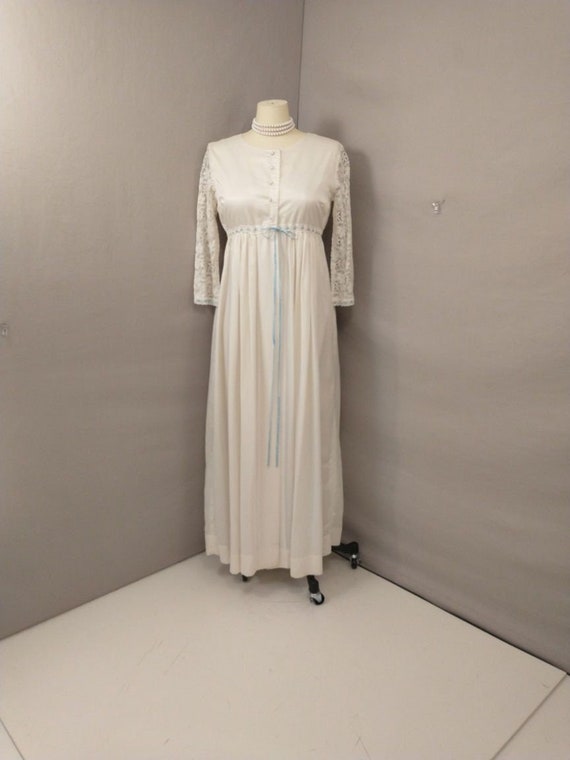 60s Feminine Ivory Robe Lace Sleeve Blue Ribbon T… - image 1