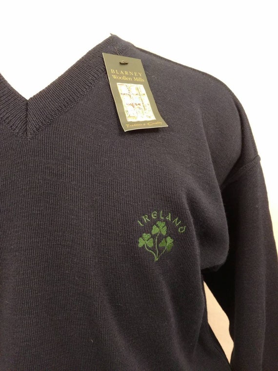 Irish Pullover Sweater Embroidered Shamrocks Made… - image 8