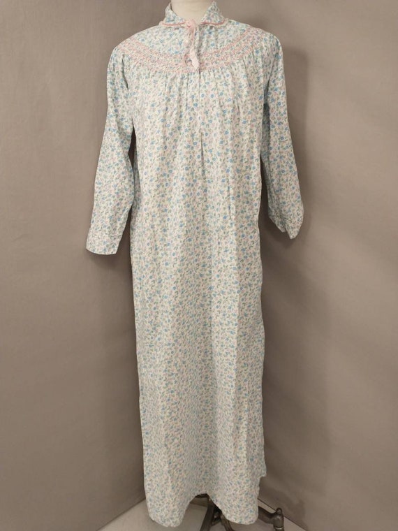 Old Fashioned Cotton Flannel Nightgown Vintage 80's by Lady