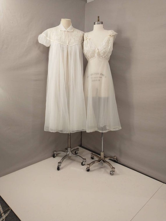 50's Honeymoon Peignoir Vintage White Wedding Nigh