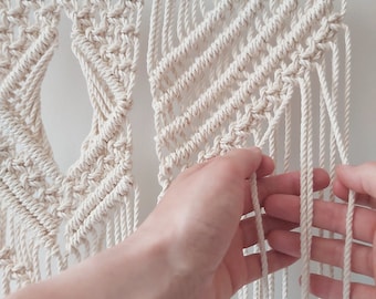 Macrame pattern PDF, step by step macrame tutorial, beginner macramé project for wall hanging