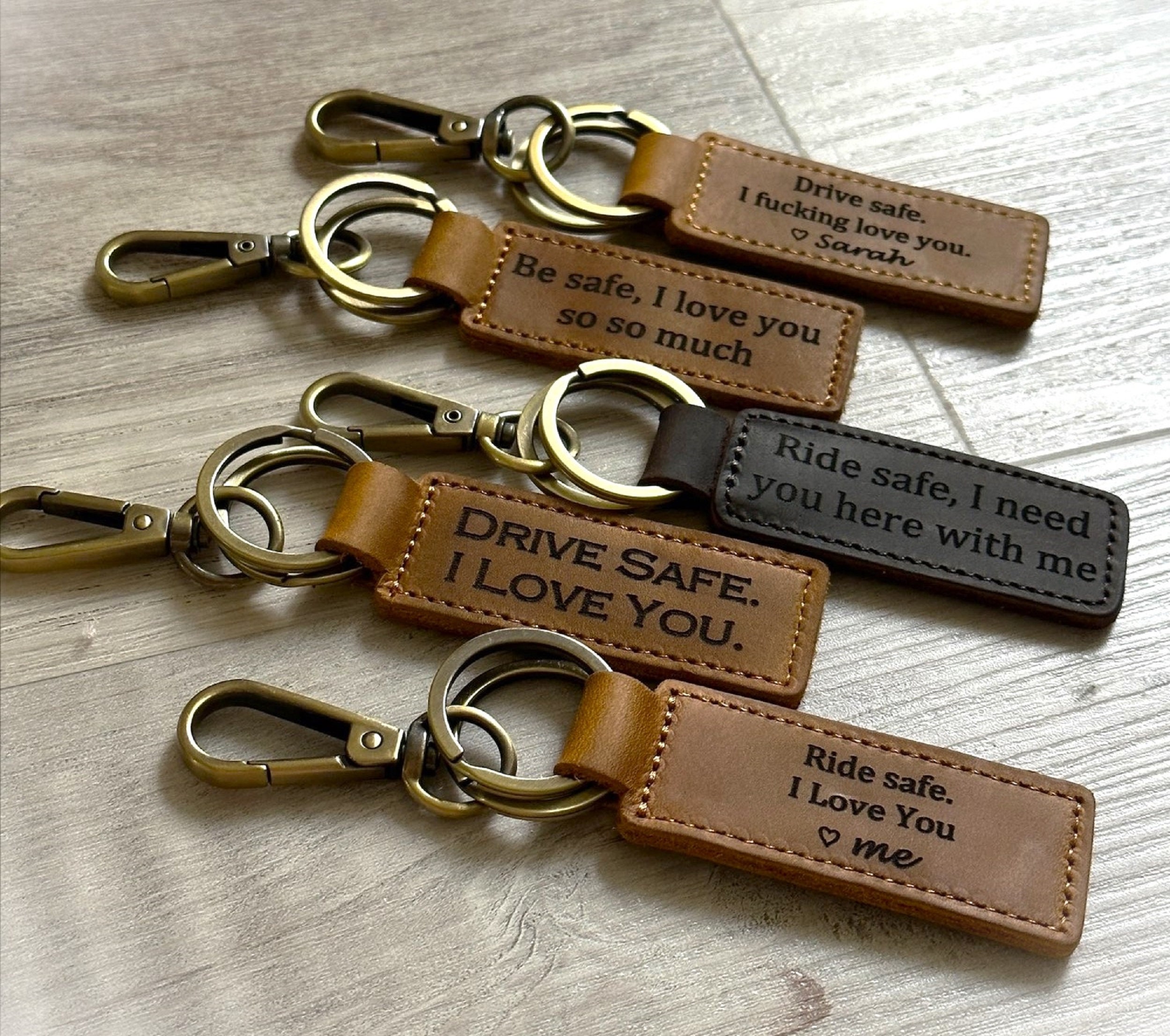 Green Leather Key Chain, Stainless Steel Carabiner Clip, Custom text, Fob  Holder, FREE Personalization