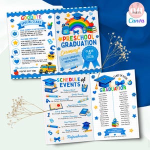 Op de afbeelding: Aankondiging van de kleuterschool afstudeerceremonie in blauw en wit. Met een regenboog, afstudeerpetten en de tekst "Klasse van 2026". Het programma van de evenementen en de namen van de studenten staan ook vermeld.