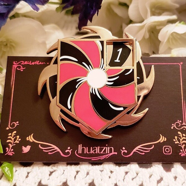 Final Fantasy XIV Vulnerability Stack Effect Gold Spinning Enamel Pin