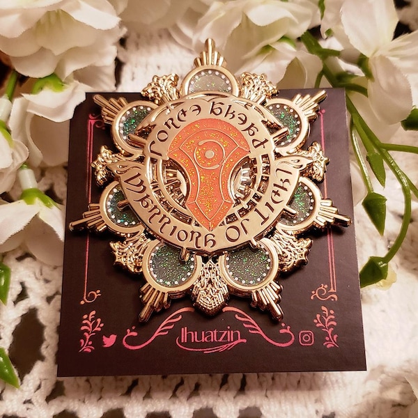 Pin de esmalte giratorio dorado con el sello de invocación de Azem de Final Fantasy XIV