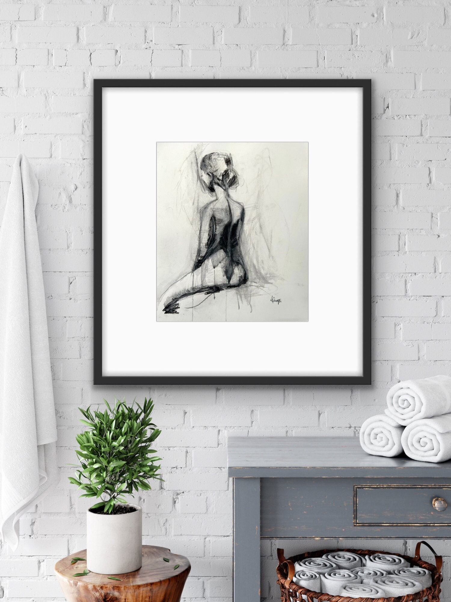 Elegant Female Figure Wall Art | Blac...