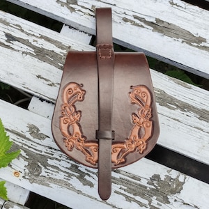 Yarl&#39;s pouch &#39;Fiskfjäll&#39; - small version. Viking belt bag