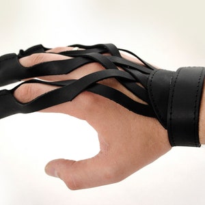 Leather archery shooting glove - BRAID