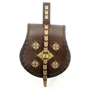 borsa vichinga medievale in pelle a forma di pera con finiture in ottone, basata sul ritrovamento di Przemyśl